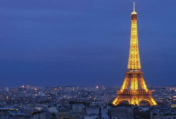 Maison Eiffel Parigi
