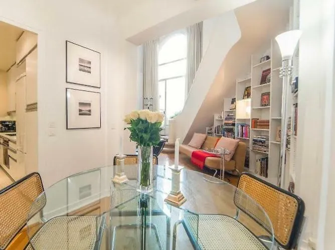 Maison Eiffel Parigi